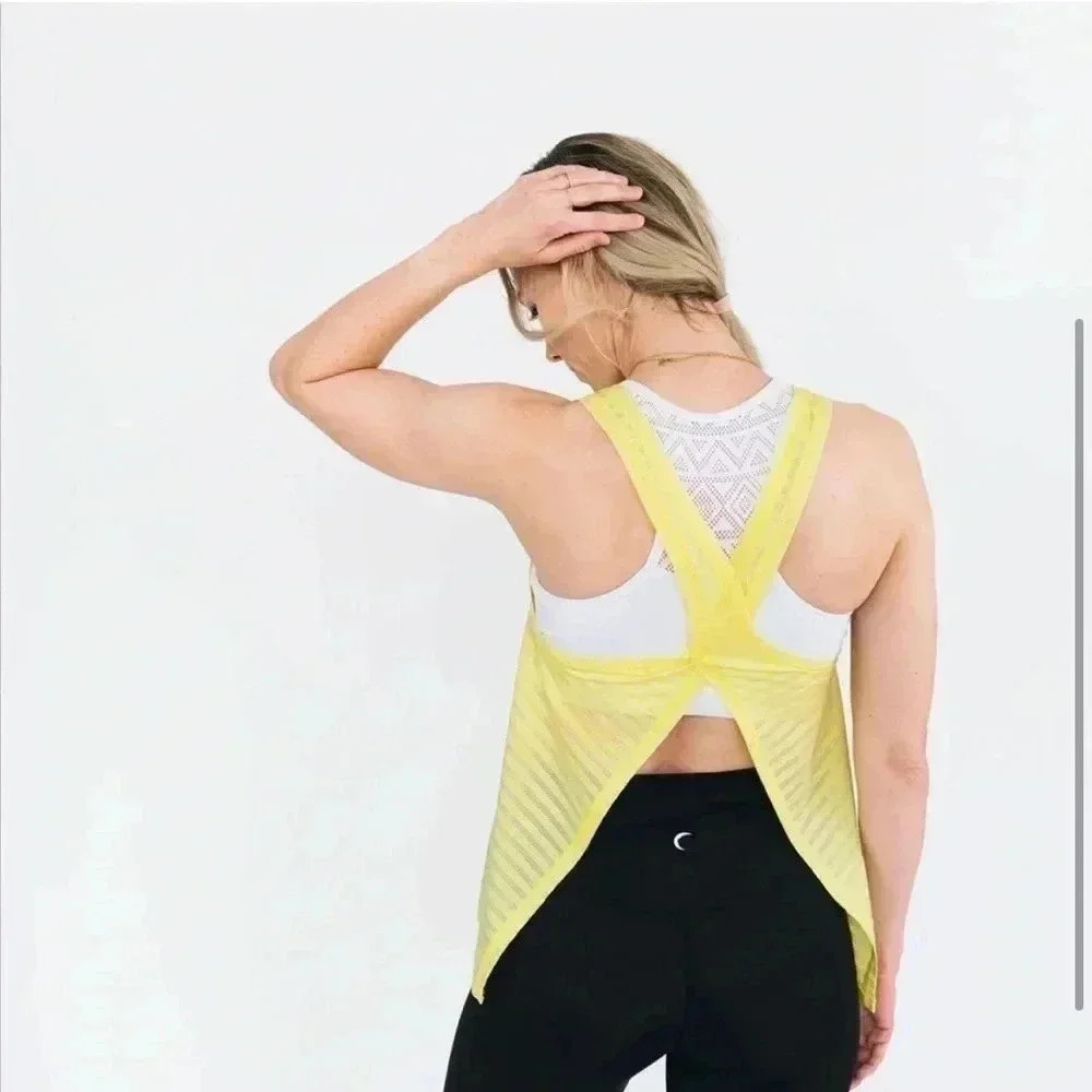Zyia  - Lemon Nimbus Split Back Tank - Picture 2 of 8